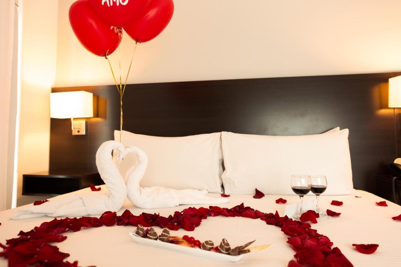 Hotel Manantial เมลการ์ ภายนอก รูปภาพ